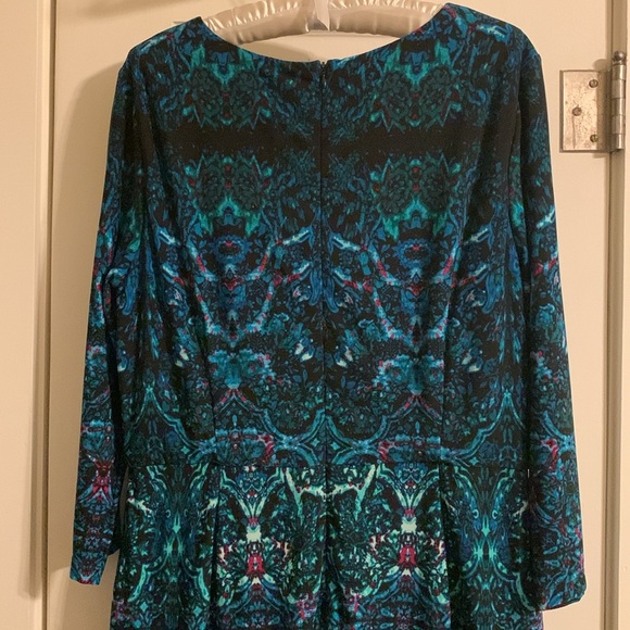 Maggy London Midi Dress, Dressy Professional, 3/4 sleeve, Blues/Greens, Back Zip - Picture 5 of 12